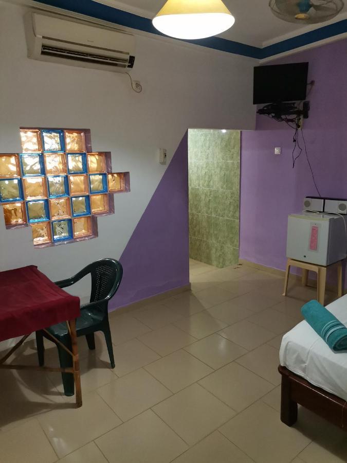 Hotel Badinca Alojamento Low Cost In Bissau Avenida Francisco Mendes Eksteriør bilde