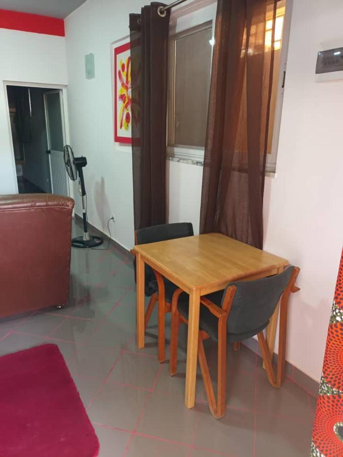 Hotel Badinca Alojamento Low Cost In Bissau Avenida Francisco Mendes Eksteriør bilde