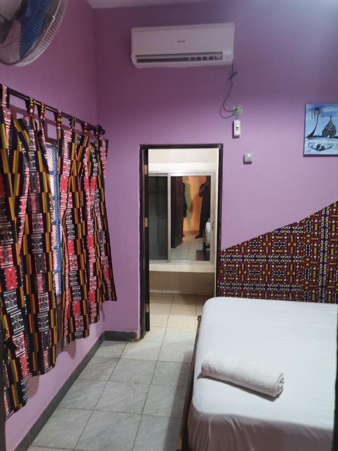 Hotel Badinca Alojamento Low Cost In Bissau Avenida Francisco Mendes Eksteriør bilde