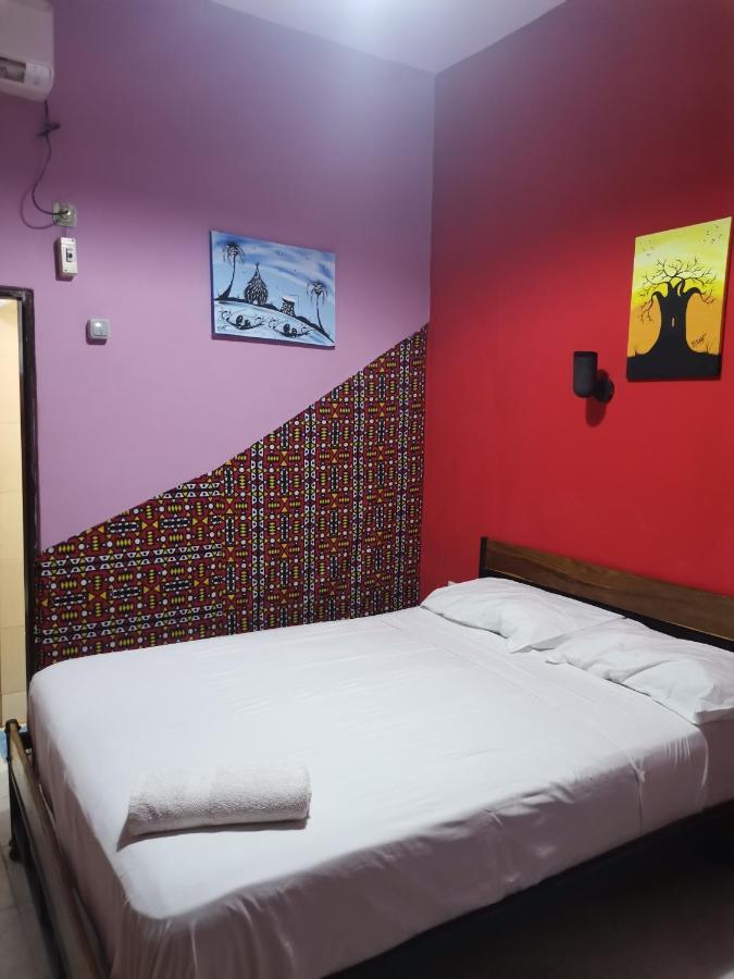 Hotel Badinca Alojamento Low Cost In Bissau Avenida Francisco Mendes Eksteriør bilde