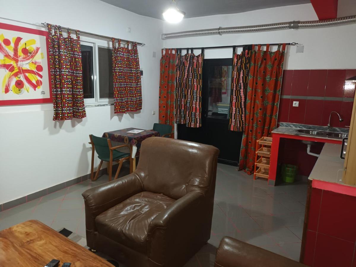 Hotel Badinca Alojamento Low Cost In Bissau Avenida Francisco Mendes Eksteriør bilde