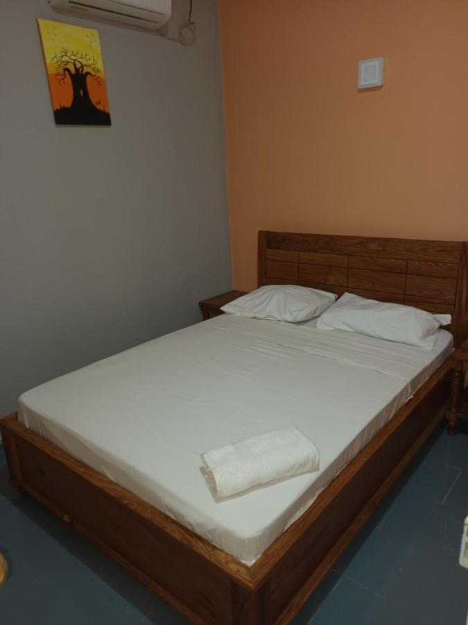 Hotel Badinca Alojamento Low Cost In Bissau Avenida Francisco Mendes Eksteriør bilde