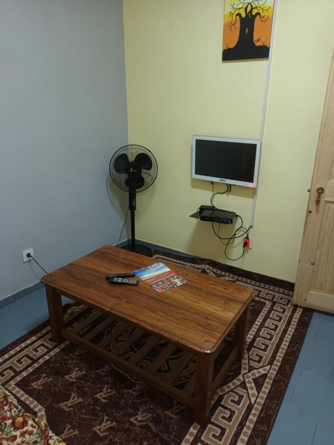 Hotel Badinca Alojamento Low Cost In Bissau Avenida Francisco Mendes Eksteriør bilde
